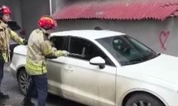 Kaynarca'da araç içinde mahsur kalan çocuk itfaiye tarafından kurtarıldı