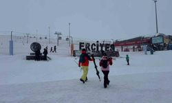 Kayseri güne beyaz örtüyle uyandı