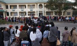 Myanmar halkı, 2021'deki askeri darbeden bu yana ilk kez oy kullanıyor