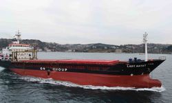 Romanya'da kazaya karışan Türk gemisi İstanbul Boğazı'ndan geçti