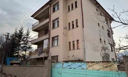 Silahla ateş edip yangın çıkardı