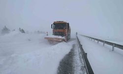 Sivas'ın dışarı ile ulaşımı kesildi