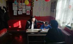 Susuz Kaymakamı Tutal'ın okul ziyaretleri sürüyor