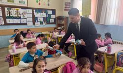 Ülkü Ocakları'ndan Nazilli'de öğrencilere ağız ve diş sağlığı desteği