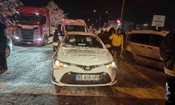 Van'da 4 aracın karıştığı kazada 4 kişi yaralandı