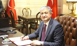 Adana Valisi göreve başladı, ilk mesajı suç işleyenlere oldu