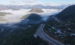 Adana'nın Feke ilçesinde mest eden sis manzarası