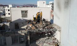 Adıyaman'da binalar daha güvenli şekilde yıkılıyor