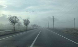 Afyonkarahisar'da sis etkili oldu