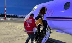 Ağrı'da kalp yetmezliği olan 5 aylık bebek uçak ambulansla Ankara'ya sevk edildi