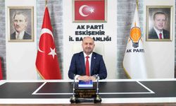 AK Parti'ye 8 bin 650 yeni üye