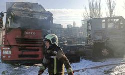 Ankara'da yediemin otoparkındaki tır yangını kontrol altına alındı