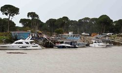 Antalya Valisi Şahin: 'Seralar ciddi hasar gördü, bir kişi yaralandı'
