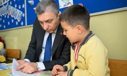 Antalya'da 498 bin 603 öğrenci karne heyecanı yaşadı