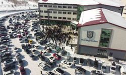 Atatürk Üniversitesi Özel Vakıf Okulları bursluluk sınavı, yoğun katılımla gerçekleşti