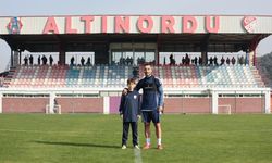 Baba ve oğul aynı takımda oynuyor