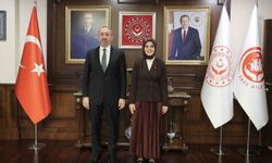 Bakan Göktaş, Cumhurbaşkanlığı Siber Güvenlik Başkanı Önal ile bir araya geldi