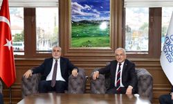 Bakan Işıkhan, Ordu Büyükşehir Belediyesini ziyaret etti