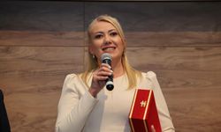 Başkan Şeniz Doğan'a EGF'den ödül