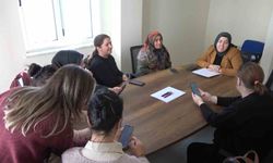 Burdur Aile Akademisi'nde aile içi iletişim ve şiddetle mücadele eğitimleri aralıksız sürüyor