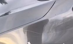 Bursa'da araçlara saldırı güvenlik kamerasına yansıdı