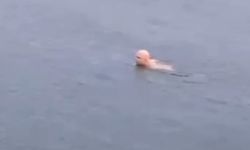 Bursa'da dondurucu soğukta deniz keyfi