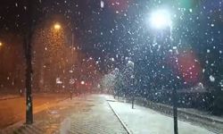 Bursa'da kar yağışı etkisini göstermeye başladı