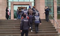 Çorum'da evlerden ziynet eşyası çalan 4 hırsızlık şüphelisi suçüstü yakalandı