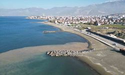 Deniz suyunda yaşanan çekilme vatandaşları tedirgin etti