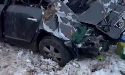 Diyarbakır'da araç takla attı: 2 yaralı