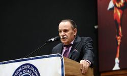 Edremit Kahveciler Odası'nda Mustafa Aydoğan güven tazeledi