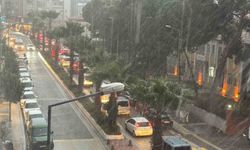 Edremit'te dolu ve lodos fırtınası etkili oldu