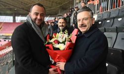 Eskişehirspor'dan Vali Hüseyin Aksoy'a veda