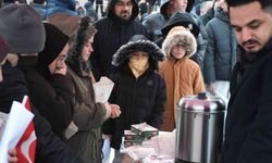 Gençler sabah namazında bir araya geldi