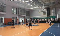 Gençler voleybol maçında buluştu