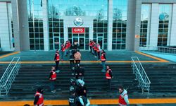 Helikopterli operasyonla uyuşturucu tacirlerine darbe: 16 tutuklama