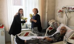 İptal edilen festivalin nergisleri hastanede yüzleri güldürdü