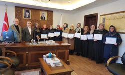 Kadın Kur'an kursu öğreticilerine yönelik Talim ve Tashih-i Huruf Kursu tamamlandı