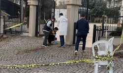 Kağıthane'de ağabey, annesinin cenazesinde kardeşini silahla vurarak öldürdü