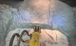 Karakoçan ilçesine kar kalınlığı bir metreyi geçti