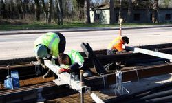 Kartepe tramvay hattında ray döşeme çalışmaları başladı