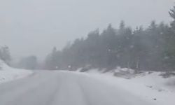 Kastamonu'da yüksek rakımlı bölgelerde kar yağışı etkili oluyor