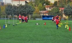 Kış spor okullarında futbol antrenmanları tüm hızıyla sürüyor