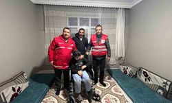 Kızılay'dan engelli bireylere tekerlekli sandalye desteği