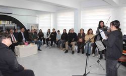 Köyceğizli öğrencilerden şiir ve müzik konseri