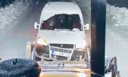 Mahsur kalan araçlar kurtarıldı