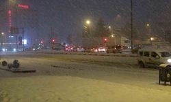 Malatya'da kar yağışı ulaşımda aksamalara yol açtı