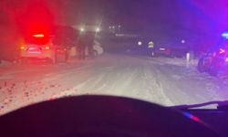 Mazıdağı-Derik yolu ulaşıma kapandı, buzlanma kazaya neden oldu