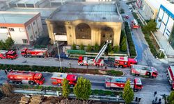 Menderes'te fabrika yangını kısa sürede kontrol altına alındı