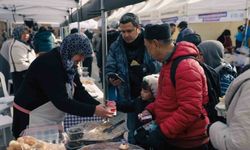 'Meydan Kadınların' dayanışma pazarına büyük ilgi